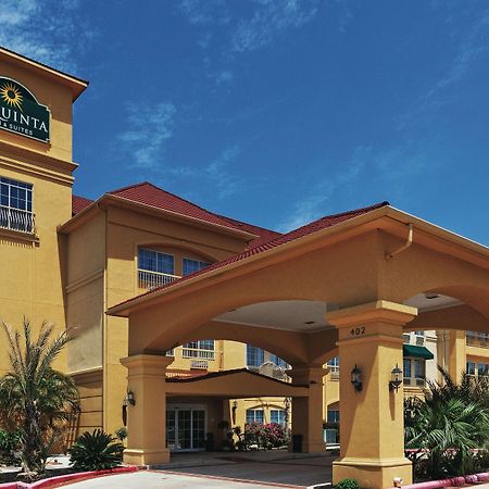 La Quinta By Wyndham Livingston Hotel Exterior foto