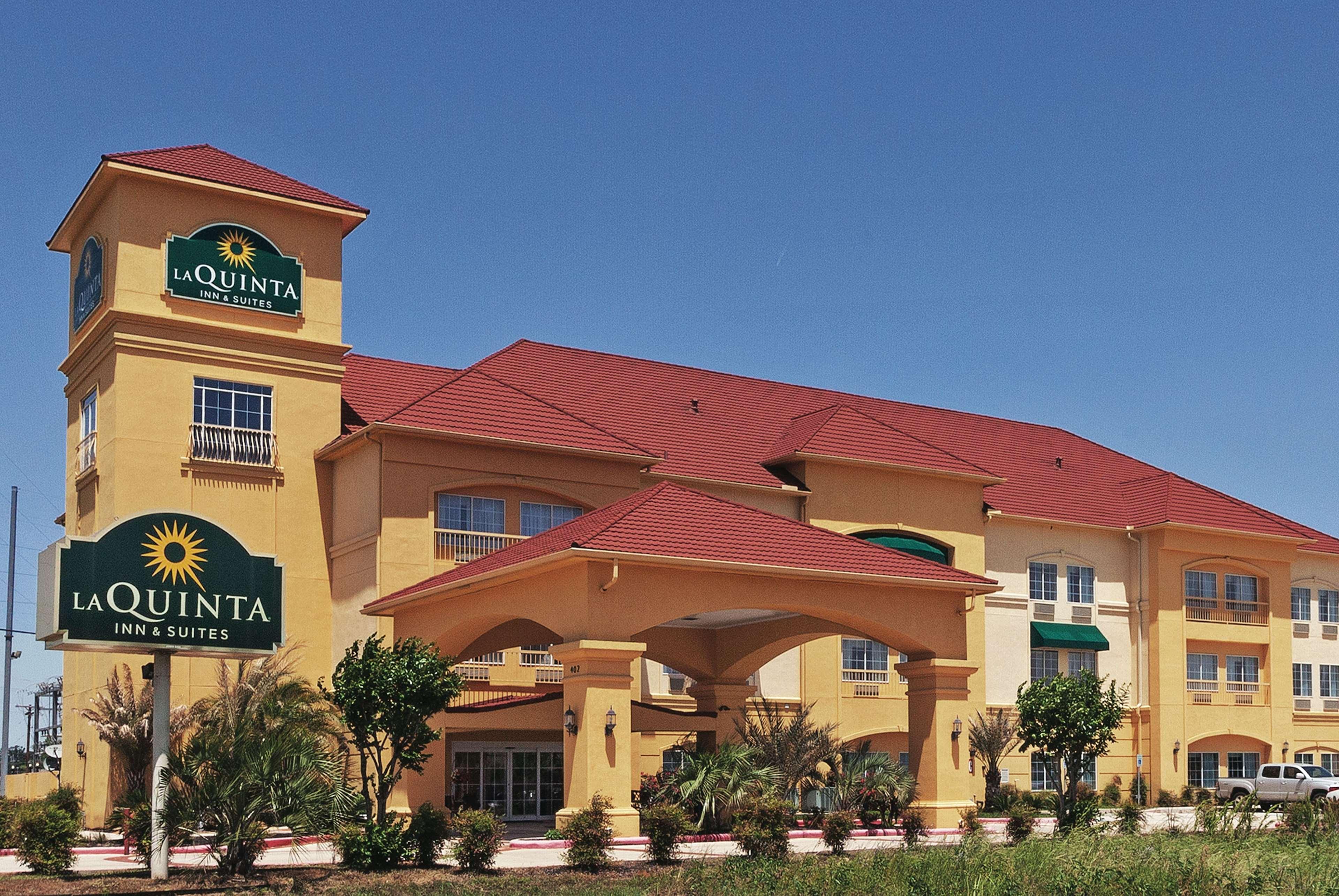 La Quinta By Wyndham Livingston Hotel Exterior foto